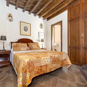  Appartement En Pleno Centro, Aljibe Rodrigo Del Campo 1a